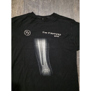 Foo FIghters Size Medium Womans Tour Shirt 2015